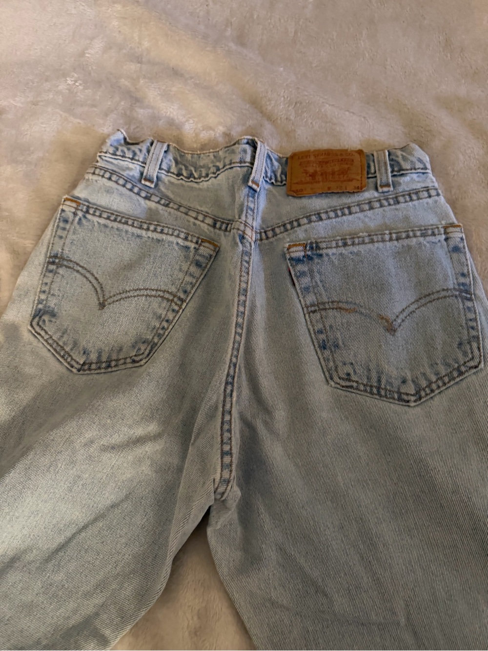 Levi Jeans Subcategory Selection - Picture 4 of 6